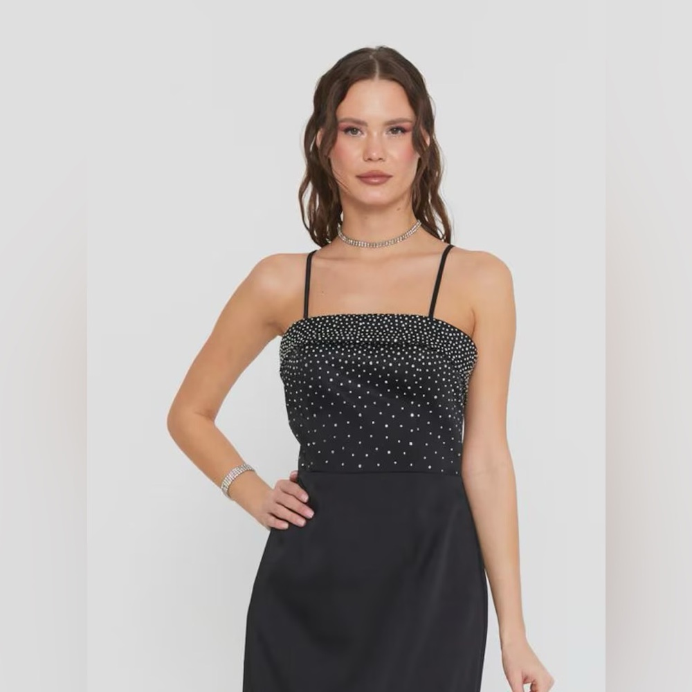 Chic Strapless Black Dress with White Dots